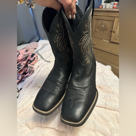 Sold - Picture 4 of 12